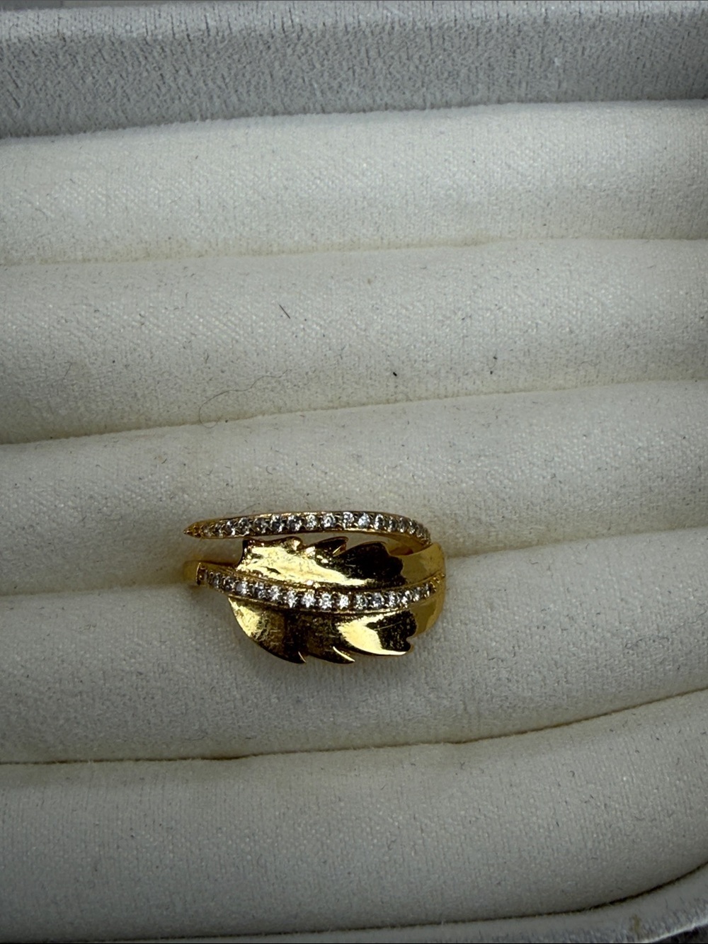 Gold Leaf Crystal Accented Women's Ring